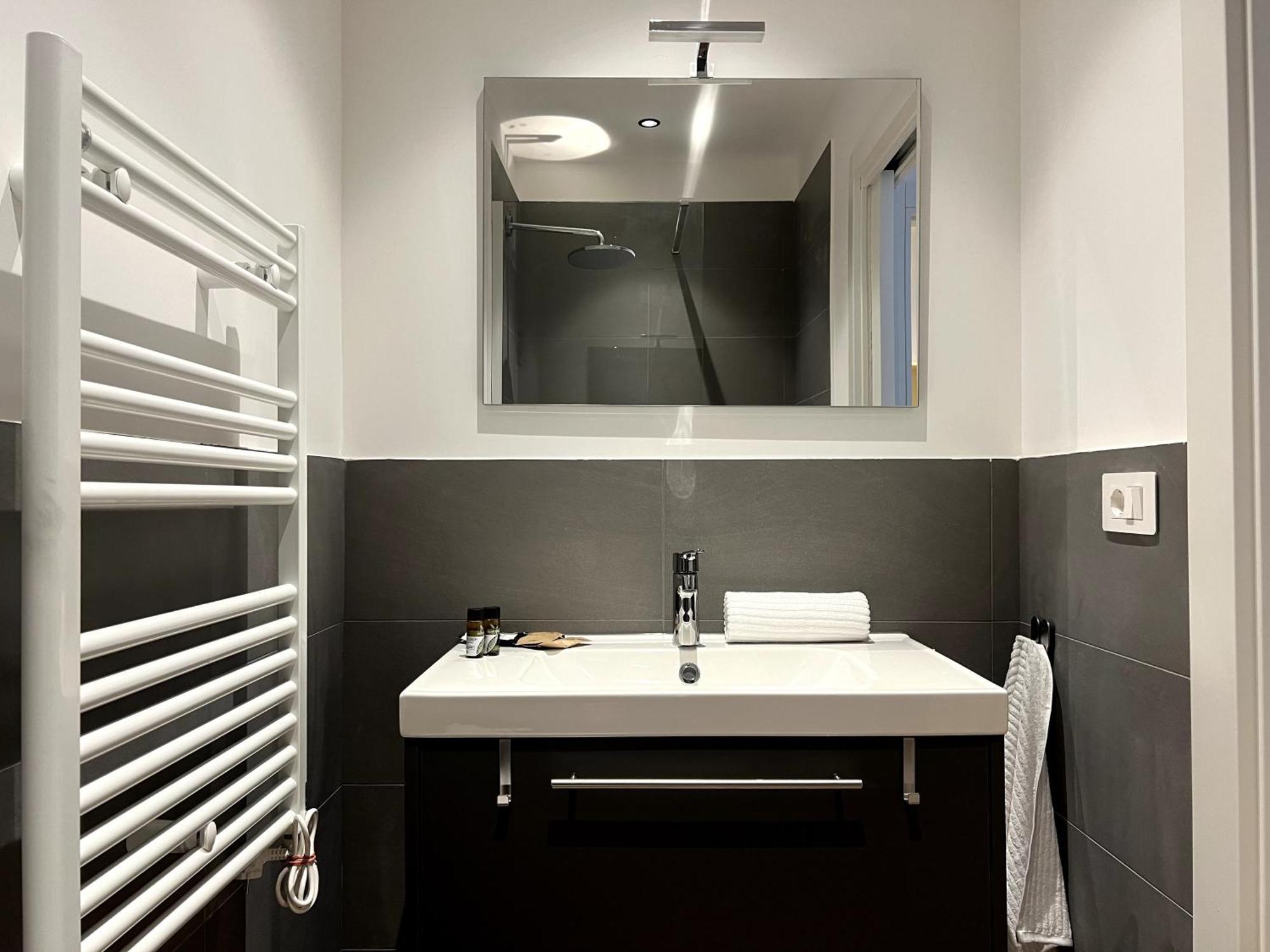 Near Vatican, Irnerio 47 Guest House Rom Exterior foto