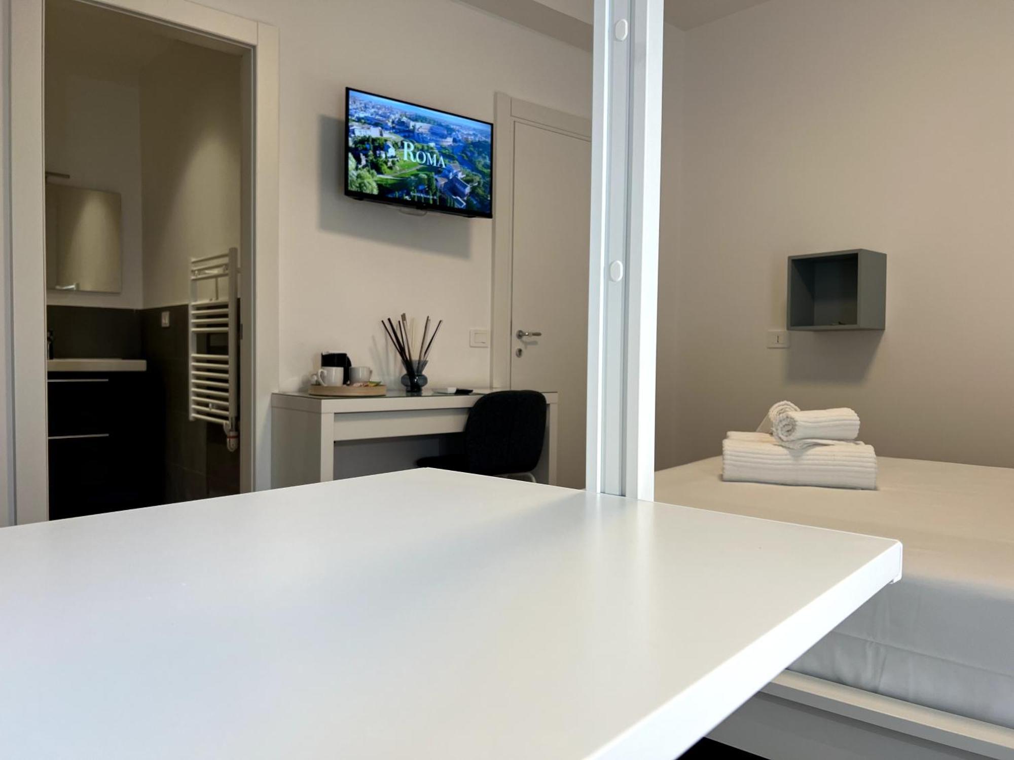 Near Vatican, Irnerio 47 Guest House Rom Zimmer foto